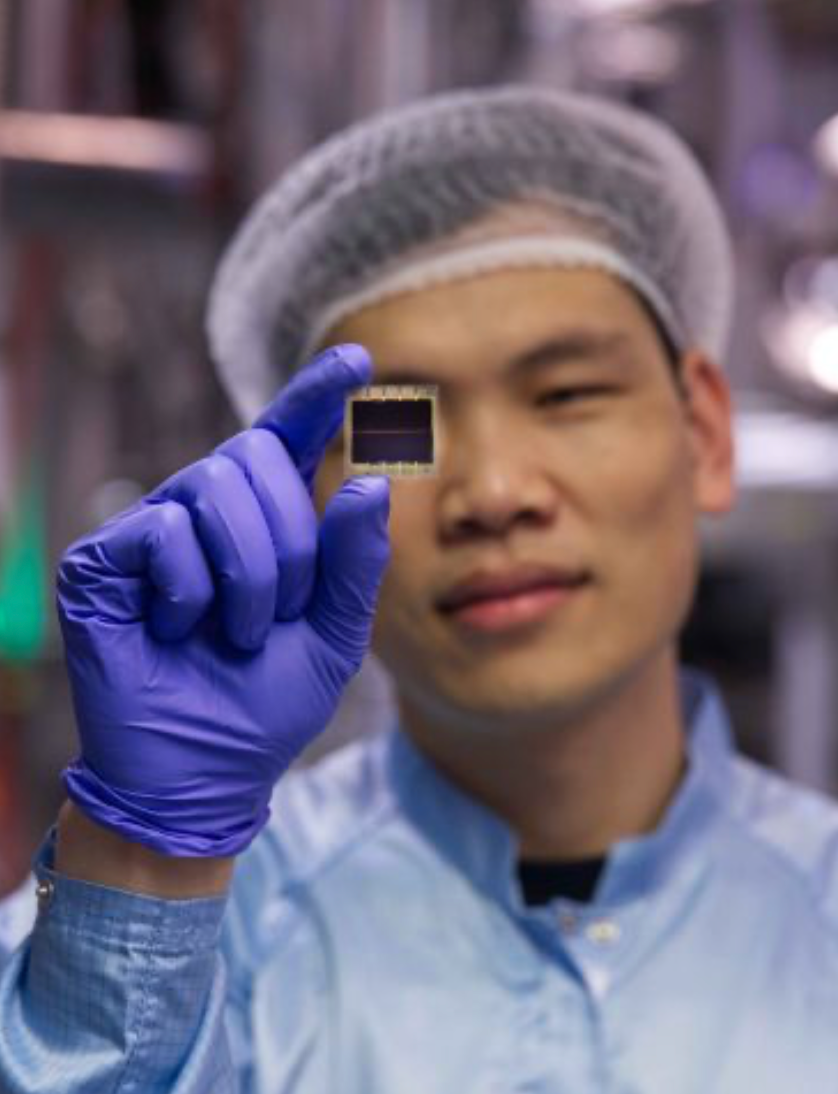 Dr Shuaifeng Hu oxford university examines new ultra thin solar power cell